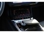 Audi E-tron E-tron 50 quattro Launch edition Black 71 kWh | NAP | Pano | Apple Carplay | Luchtvering | Memory | Trekhaak | 22 Inch