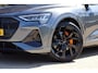 Audi E-tron E-tron 50 quattro Launch edition Black 71 kWh | NAP | Pano | Apple Carplay | Luchtvering | Memory | Trekhaak | 22 Inch