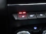 Renault Captur 1.3 TCe 155 Initiale Paris 155 PK (PANORAMADAK,APPLE CARPLAY,LED,LEDER,ELECTISCHE STOELEN,WINTERPAKKET,PDC)