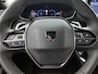 Peugeot 2008 Allure 145pk Hybrid Automaat | Navigatie | 360 camera | Cruise control adaptief | Lichtmetalen velgen | Keyless start | Apple Carplay en Android auto draadloos