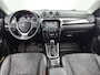 Suzuki Vitara 1.4 Boosterjet AllGrip Stijl | BTW voertuig | Schuif/Kantel dak | Dodehoek detectie | Parkeersensoren achter | Trekhaak | Keyless Entry/Start | Apple CarPlay/Android auto | Stoelverwarming |