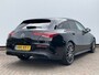 Mercedes-Benz CLA Shooting Brake 200 Premium Plus AMG Pano Carplay Stoelverw Uitstraling!
