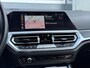 BMW 3-Serie Touring 318d High Executive | Navi Prof | HK Audio | 18 inch | Leder | LED | Stoelverw. | CarPlay | 3-zone Clima | PDC
