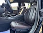 BMW 3-Serie Touring 318d High Executive | Navi Prof | HK Audio | 18 inch | Leder | LED | Stoelverw. | CarPlay | 3-zone Clima | PDC