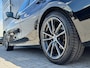 BMW 3-Serie Touring 318d High Executive | Navi Prof | HK Audio | 18 inch | Leder | LED | Stoelverw. | CarPlay | 3-zone Clima | PDC