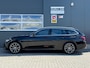 BMW 3-Serie Touring 318d High Executive | Navi Prof | HK Audio | 18 inch | Leder | LED | Stoelverw. | CarPlay | 3-zone Clima | PDC