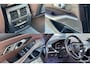 BMW 3-Serie Touring 318d High Executive | Navi Prof | HK Audio | 18 inch | Leder | LED | Stoelverw. | CarPlay | 3-zone Clima | PDC