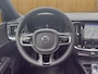 Volvo V60 2.0 B3 Plus Dark | BLIS | Carplay | Stoelverwarming | Trekhaak | Camera | Keyless start / entry |