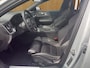 Volvo V60 2.0 B3 Plus Dark | BLIS | Carplay | Stoelverwarming | Trekhaak | Camera | Keyless start / entry |