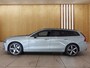 Volvo V60 2.0 B3 Plus Dark | BLIS | Carplay | Stoelverwarming | Trekhaak | Camera | Keyless start / entry |