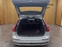 Volvo V60 2.0 B3 Plus Dark | BLIS | Carplay | Stoelverwarming | Trekhaak | Camera | Keyless start / entry |