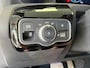 Mercedes-Benz A-klasse 180 Business Solution AMG AUT. CAMERA NAVI APPLE CARPLAY SFEERVERLICHTING PDC STOELVERWARMING CRUISECONTROL