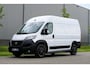 Fiat Ducato 2.2 MultiJet 180 L2H2 3.5t Automaat |Adaptive Cruise |Camera en digitale binnenspiegel |Standkachel |2 stoelen |2 airbags |Trekhaak |Stoelverwarming |Parkeersensoren voor en achter