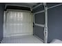 Fiat Ducato 2.2 MultiJet 180 L2H2 3.5t Automaat |Adaptive Cruise |Camera en digitale binnenspiegel |Standkachel |2 stoelen |2 airbags |Trekhaak |Stoelverwarming |Parkeersensoren voor en achter