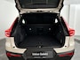 Volvo XC40 B4 Plus Dark | Parkeercamera | Harman Kardon | Stoel- en Stuurverwarming | Trekhaak