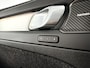 Volvo XC40 B4 Plus Dark | Parkeercamera | Harman Kardon | Stoel- en Stuurverwarming | Trekhaak