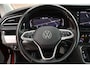 Volkswagen Transporter 2.0 TDI 150pk DSG L2H1 32 DC Bulli Trekhaak Camera Leder LED Virtual Cockpit Navigatie