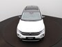Volkswagen T-Roc 1.5 TSI Style Automaat - Navigatie - Camera - ACC- Side Assist - Achterklep elektrisch - Park Assist