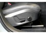 Volvo XC60 2.0 T6 Plug-in hybrid AWD 293kW/399pk Aut8 Long Range Edition Bright NIEUWSTAAT! PANORAMADAK + LEDER + ADAPT.CRUISE + PILOT ASSIST + GOOGLE NAVIGATIE&SERVICES + EL.WEGKLABARE TREKHAAK + SPATLAPPEN + CAMERA + PARKSENSOREN + 19" LM-VELGEN!!