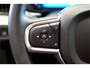 Volvo XC60 2.0 T6 Plug-in hybrid AWD 293kW/399pk Aut8 Long Range Edition Bright NIEUWSTAAT! PANORAMADAK + LEDER + ADAPT.CRUISE + PILOT ASSIST + GOOGLE NAVIGATIE&SERVICES + EL.WEGKLABARE TREKHAAK + SPATLAPPEN + CAMERA + PARKSENSOREN + 19" LM-VELGEN!!