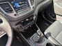 Hyundai Tucson 1.6 GDi Premium / NL-Auto / Vol-Leder / Cruise-Control / Stoelverwarming V+A / Climate-Control / LED / Keyless / DAB Radio-Bluetooth / Navi / Camera / PDC V+A / 17'' LMV / ENZ.