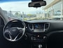 Hyundai Tucson 1.6 GDi Premium / NL-Auto / Vol-Leder / Cruise-Control / Stoelverwarming V+A / Climate-Control / LED / Keyless / DAB Radio-Bluetooth / Navi / Camera / PDC V+A / 17'' LMV / ENZ.