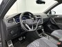 Volkswagen Tiguan 1.5 TSI R-Line Business | Navigatie | 22 Inch Velgen | Airco | Trekhaak | Airco | Panorama dak |