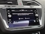 Volkswagen Tiguan 1.5 TSI R-Line Business | Navigatie | 22 Inch Velgen | Airco | Trekhaak | Airco | Panorama dak |