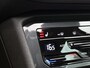 Volkswagen Tiguan 1.5 TSI R-Line Business | Navigatie | 22 Inch Velgen | Airco | Trekhaak | Airco | Panorama dak |