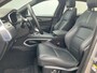 Jaguar F-Pace 2.0 P400e PHEV R-Dynamic SE Pano 360° Meridian Stoelverw+Ventilatie Leer BOMVOL!