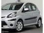 Toyota Aygo 1.0 VVT-i Aspiration5-drs [ NAP trekhaak airco ]