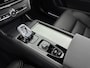 Volvo XC90 T8 Ultra Black Edition | 22" | Heico Diffusor | Gelaagd & Getint Glas | Geintegreerd kinderzitje | Luchtvering | Geventileerd Nappa | Bowers & Wilkins | Stoelmassage | Panoramadak | Head-Up | 360 Camera | Matrix LED
