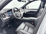 Volvo XC90 T8 Ultra Black Edition | 22" | Heico Diffusor | Gelaagd & Getint Glas | Geintegreerd kinderzitje | Luchtvering | Geventileerd Nappa | Bowers & Wilkins | Stoelmassage | Panoramadak | Head-Up | 360 Camera | Matrix LED