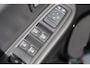 Renault Clio 0.9 TCe Limited Trekhaak Navigatie Airco Cruise Control Bluetooth Donkere Ramen Parkeersensor