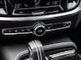 Volvo V60 2.0 T8 Recharge AWD R-Design 455 PK | Pano | 1e Eig. | SOH 96 % |