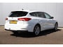 Ford Focus Wagon 1.5 EcoBlue Trend Edition Business Trekhaak Navigatie Carplay Android Airco Cruise Control 16 inch LMV Donkere Ramen