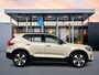 Volvo XC40 B4 Plus Dark | 19" Allseason | Trekhaak | Harman Kardon | Elektr. verst. Stoelen | Stoel/Stuurverwarming | Adaptieve Cruise | BLIS