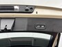 Volvo XC40 B4 Plus Dark | 19" Allseason | Trekhaak | Harman Kardon | Elektr. verst. Stoelen | Stoel/Stuurverwarming | Adaptieve Cruise | BLIS