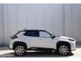 Toyota Yaris Cross 1.5 Hybrid GR Sport HUD Krijtgrijze lak