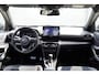 Toyota Yaris Cross 1.5 Hybrid GR Sport HUD Krijtgrijze lak