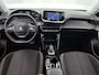 Peugeot e-2008 EV 136pk Active Pack 50 kWh Automaat | 1ste Eigenaar | Navigatie | Climate Control | Cruise Control | LED | 16"LMV | Camera | Apple Carplay/Android Auto |
