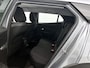 Peugeot e-2008 EV 136pk Active Pack 50 kWh Automaat | 1ste Eigenaar | Navigatie | Climate Control | Cruise Control | LED | 16"LMV | Camera | Apple Carplay/Android Auto |