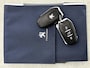Peugeot e-2008 EV 136pk Active Pack 50 kWh Automaat | 1ste Eigenaar | Navigatie | Climate Control | Cruise Control | LED | 16"LMV | Camera | Apple Carplay/Android Auto |