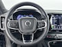 Volvo XC40 B3 Plus Dark | 18" | Trekhaak | Harman Kardon | Elektr., verst. Stoelen | Adaptieve Cruise | BLIS | Stoel/Stuurverwarming | Keyless