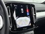Volvo XC40 B3 Plus Dark | 18" | Trekhaak | Harman Kardon | Elektr., verst. Stoelen | Adaptieve Cruise | BLIS | Stoel/Stuurverwarming | Keyless