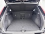 Volvo XC40 B3 Plus Dark | 18" | Trekhaak | Harman Kardon | Elektr., verst. Stoelen | Adaptieve Cruise | BLIS | Stoel/Stuurverwarming | Keyless