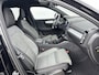 Volvo XC40 B3 Plus Dark | 18" | Trekhaak | Harman Kardon | Elektr., verst. Stoelen | Adaptieve Cruise | BLIS | Stoel/Stuurverwarming | Keyless
