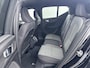 Volvo XC40 B3 Plus Dark | 18" | Trekhaak | Harman Kardon | Elektr., verst. Stoelen | Adaptieve Cruise | BLIS | Stoel/Stuurverwarming | Keyless