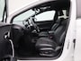 MG MG4 64 kWh Luxury | 360 Camera | Stoelverwarming | Stuurverwarming | Warmtepomp | LED koplampen |