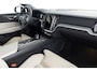 Volvo V60 Cross Country 2.0 B5 AWD Ultimate | PANORAMADAK | LEDER .